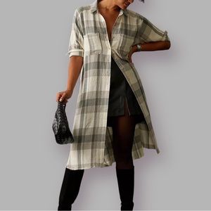 Anthropologie Pilcro Longline Plaid Button-down